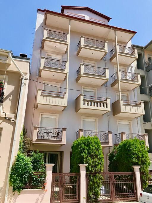 Florina Modern Studio Экстерьер фото